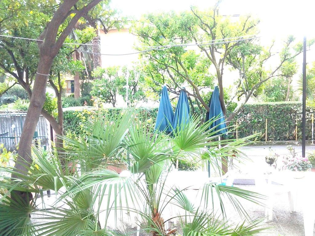 Hotel Piccolo Eden ネルヴィ エクステリア 写真